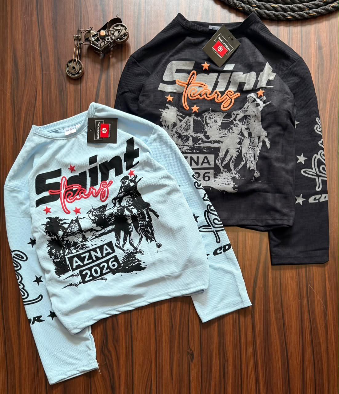 T-SHIRT